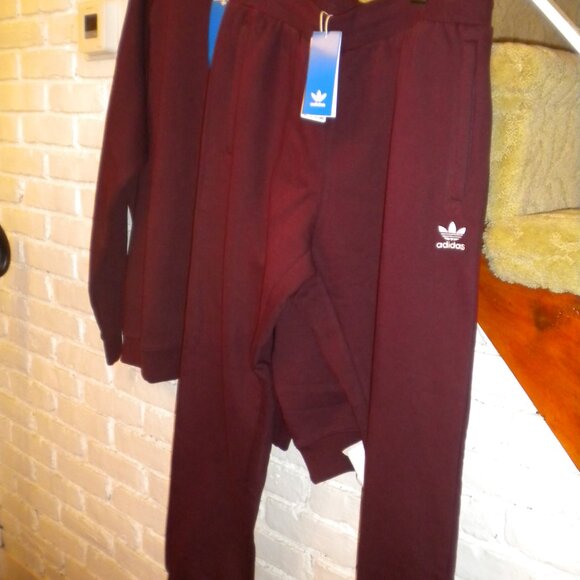 New size 2X mens Maroon Adidas 2 piece Jogger swea - Picture 3 of 6